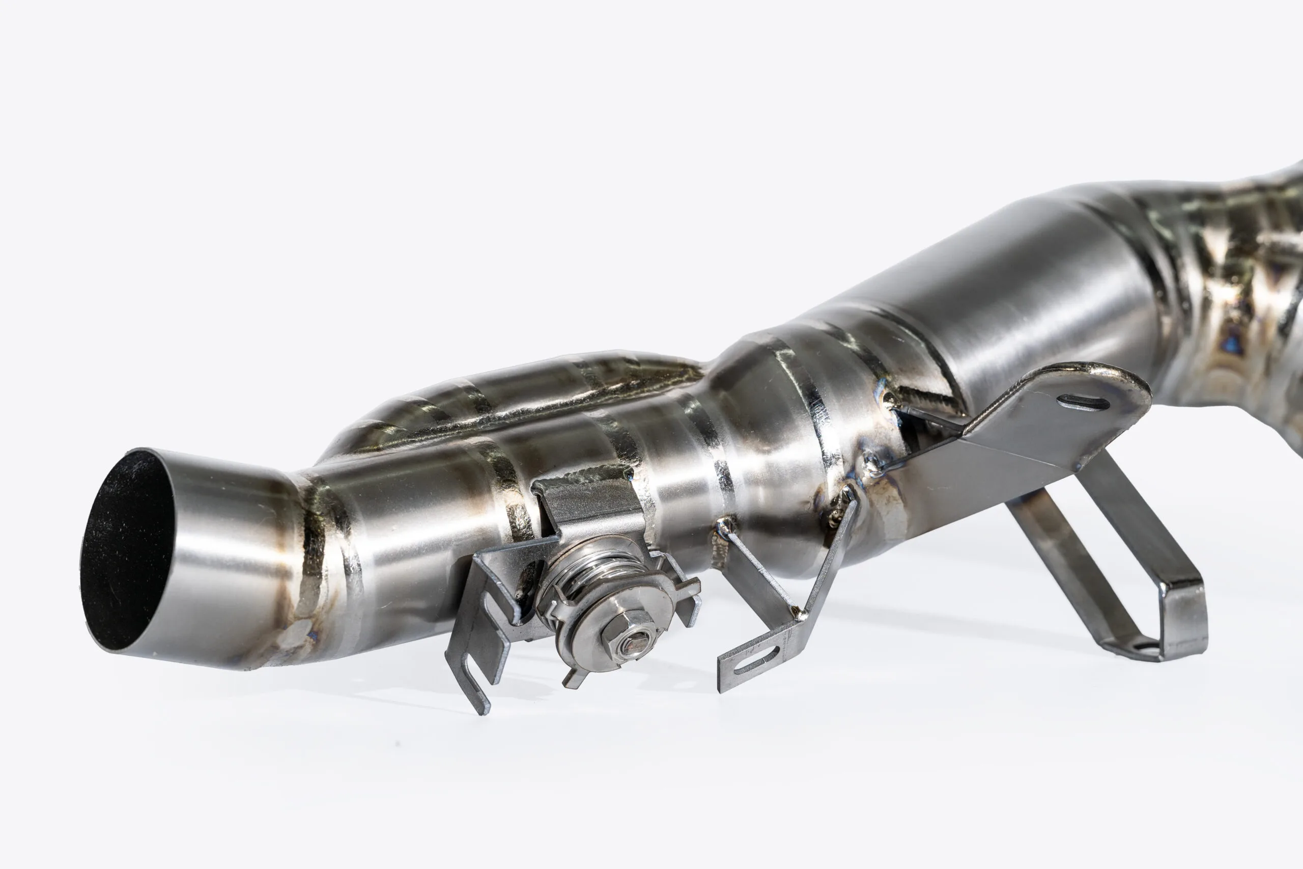 Yamaha R1 double-layer titanium exhaust mid-pipe with valve - Image 3