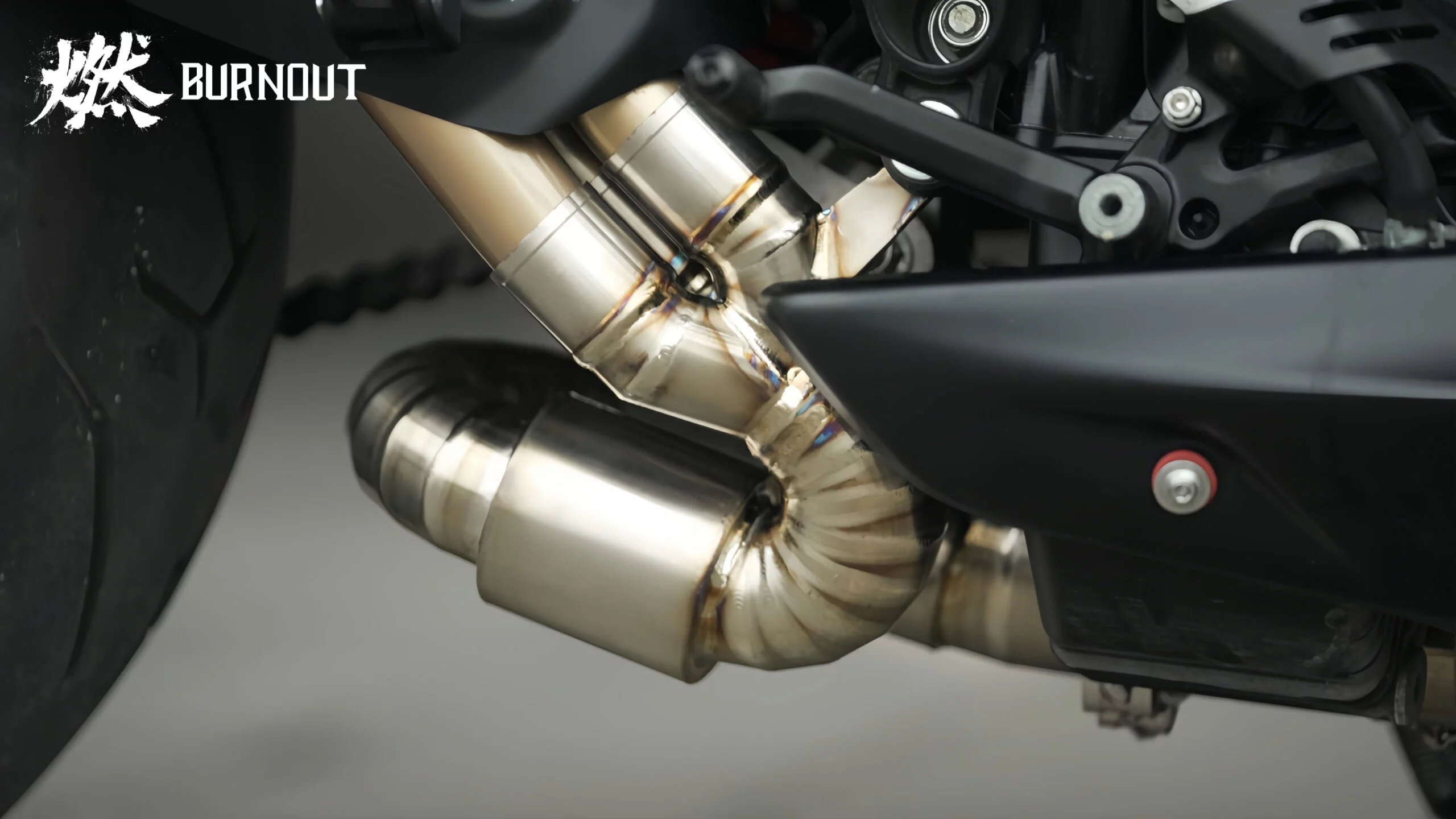 MV Agusta Dragster 800 RR Titanium exhaust system - Image 11