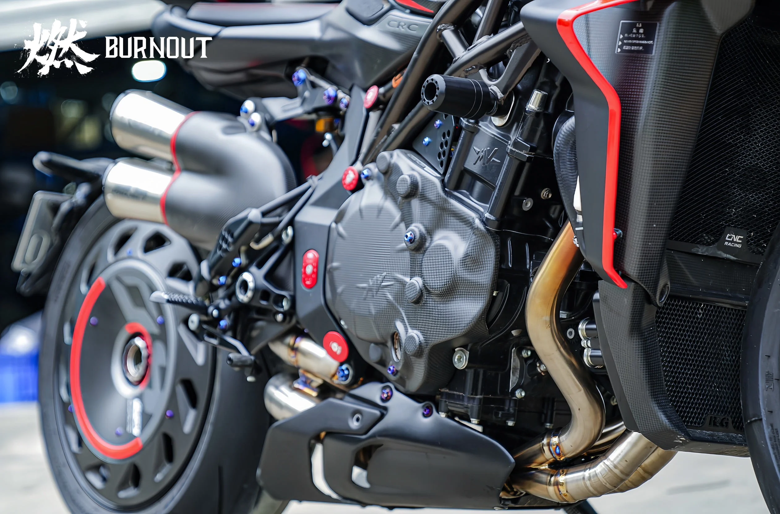 MV Agusta Rush 1000 Titanium front and middle exhaust pipe - Image 3
