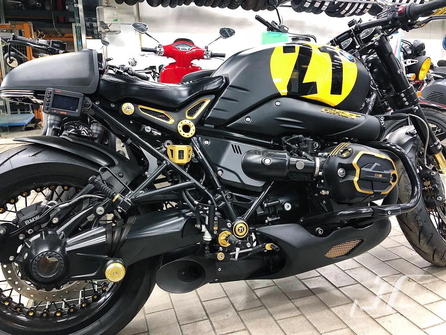 J.C R ninet belly pan - Image 4
