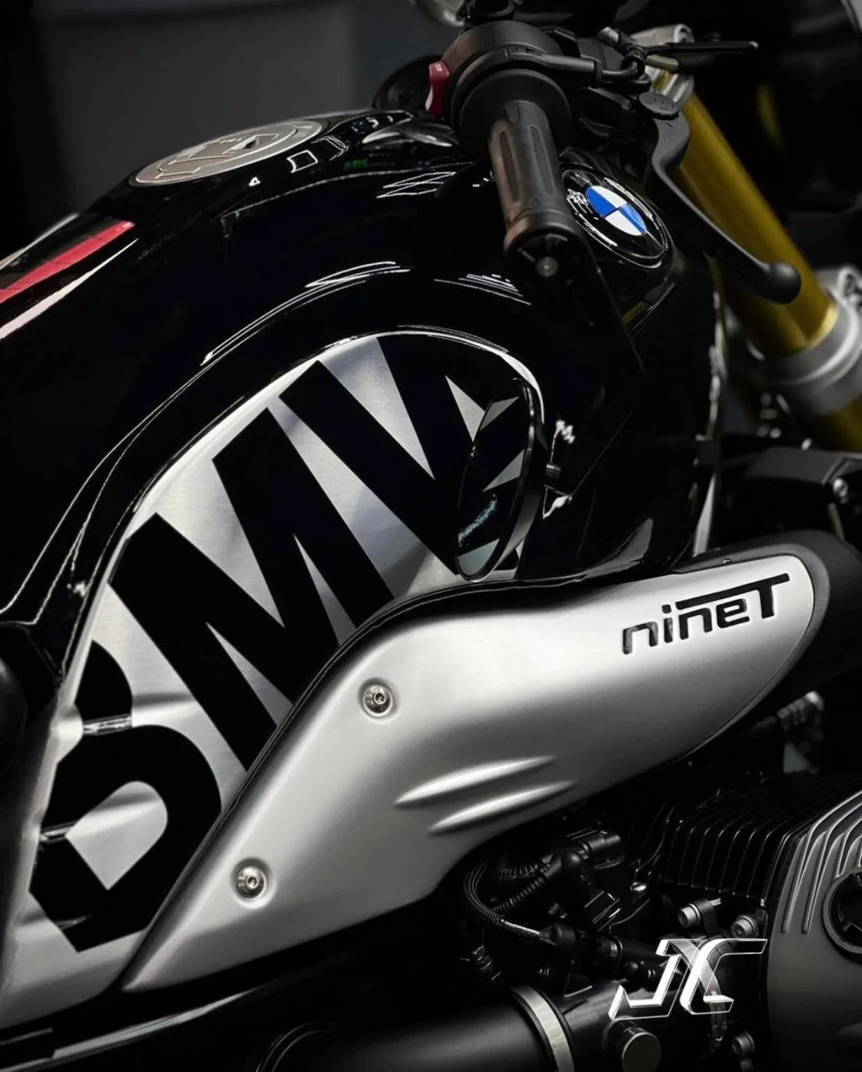 Tank Sticker BMW(3M™ Series 2080)