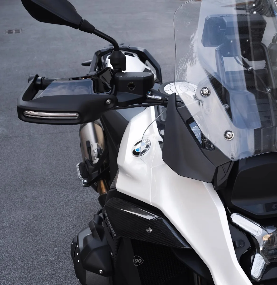 BMW 1300GS/GSA Heightened hand guard - Image 13