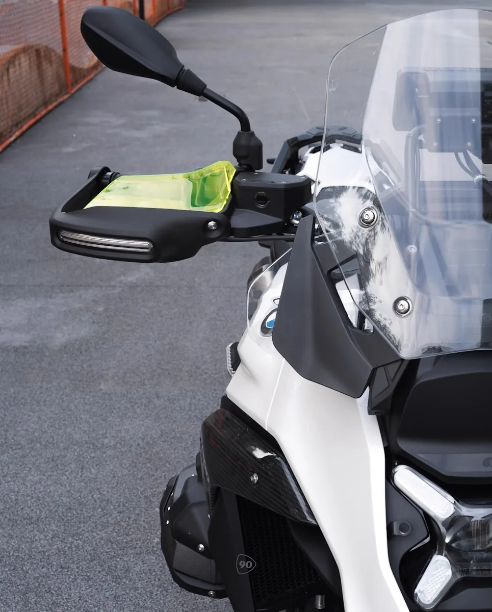 BMW 1300GS/GSA Heightened hand guard - Image 16