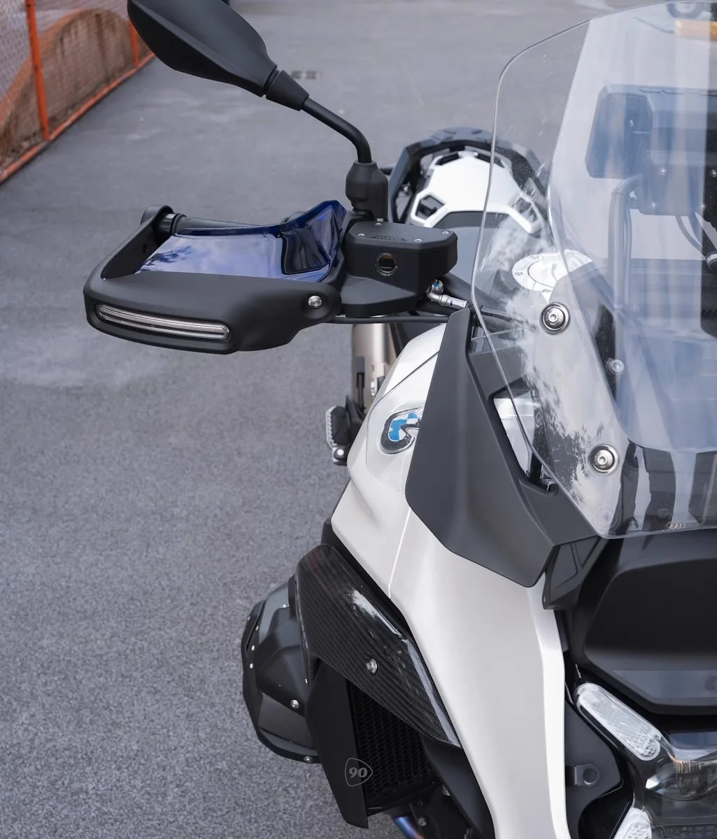 BMW 1300GS/GSA Heightened hand guard - Image 9